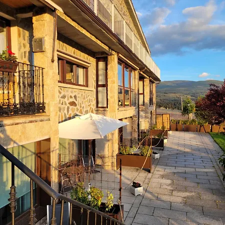 La Mira De Gredos 4* Hoyos del Espino