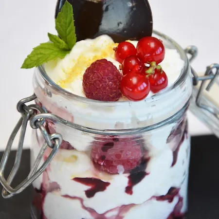 La Mira De Gredos Gasthof Hoyos del Espino