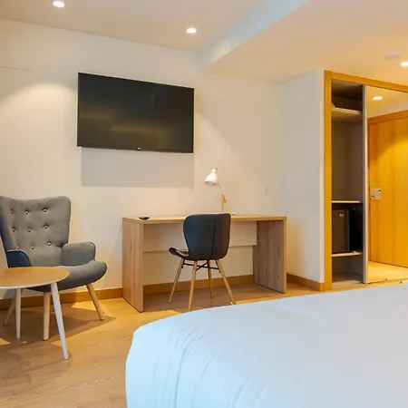 La Mira De Gredos Gasthof Hoyos del Espino